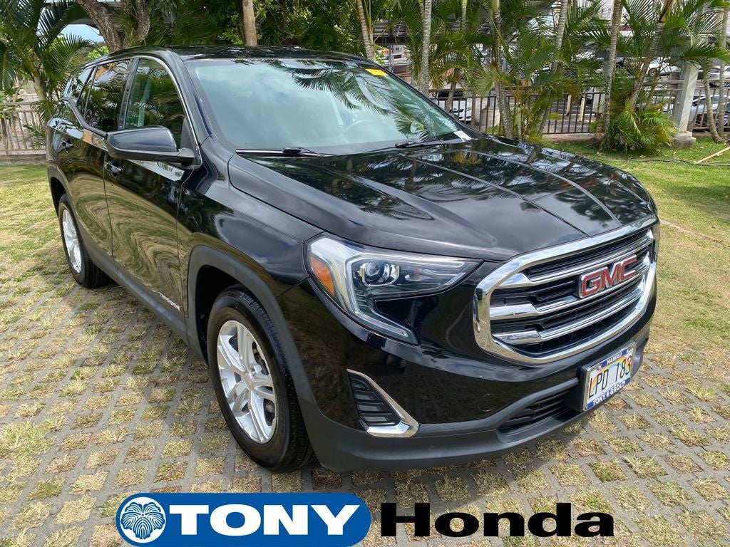2019 GMC Terrain SLE in Ebony Twilight Metallic — front three-quarter view