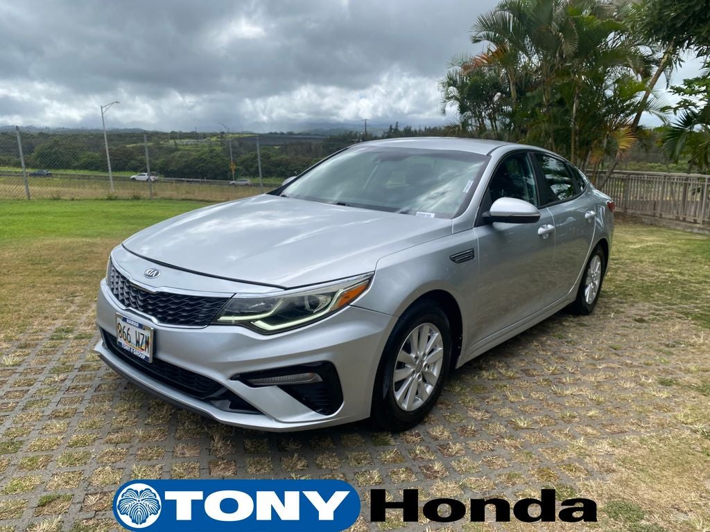 2019 Kia Optima — rear three-quarter view