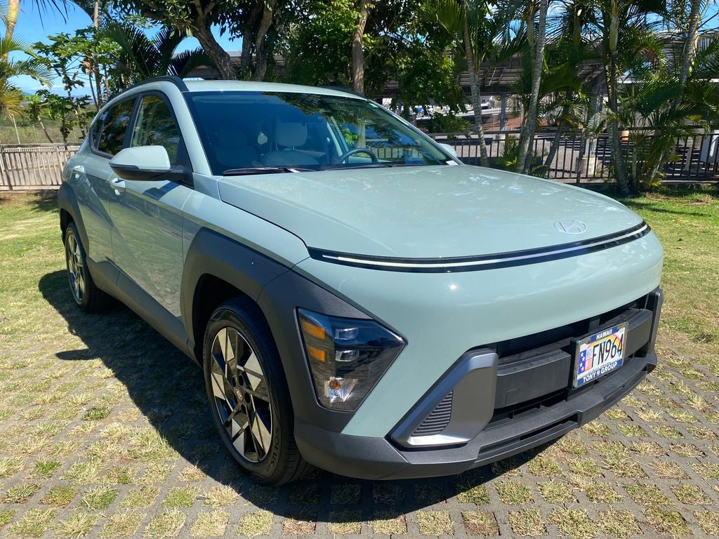 2025 Hyundai Kona SEL in Mirage Green — front three-quarter view