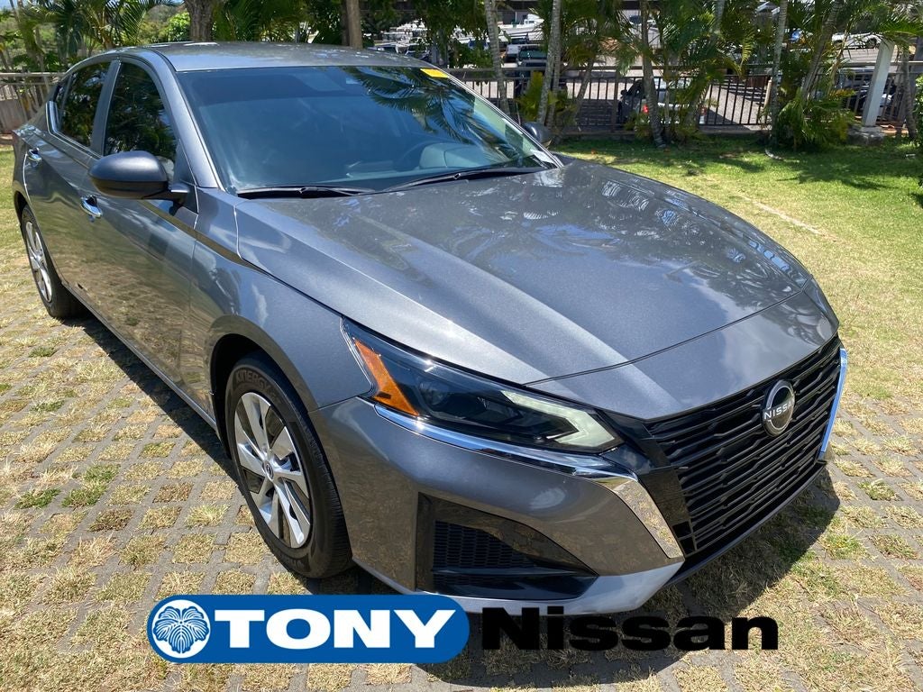 2024 Nissan Altima 2.5 S in Gun Metallic — front three-quarter view