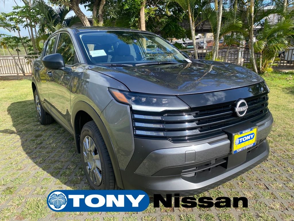 2026 Nissan Kicks S in Gun Metallic — front three-quarter view