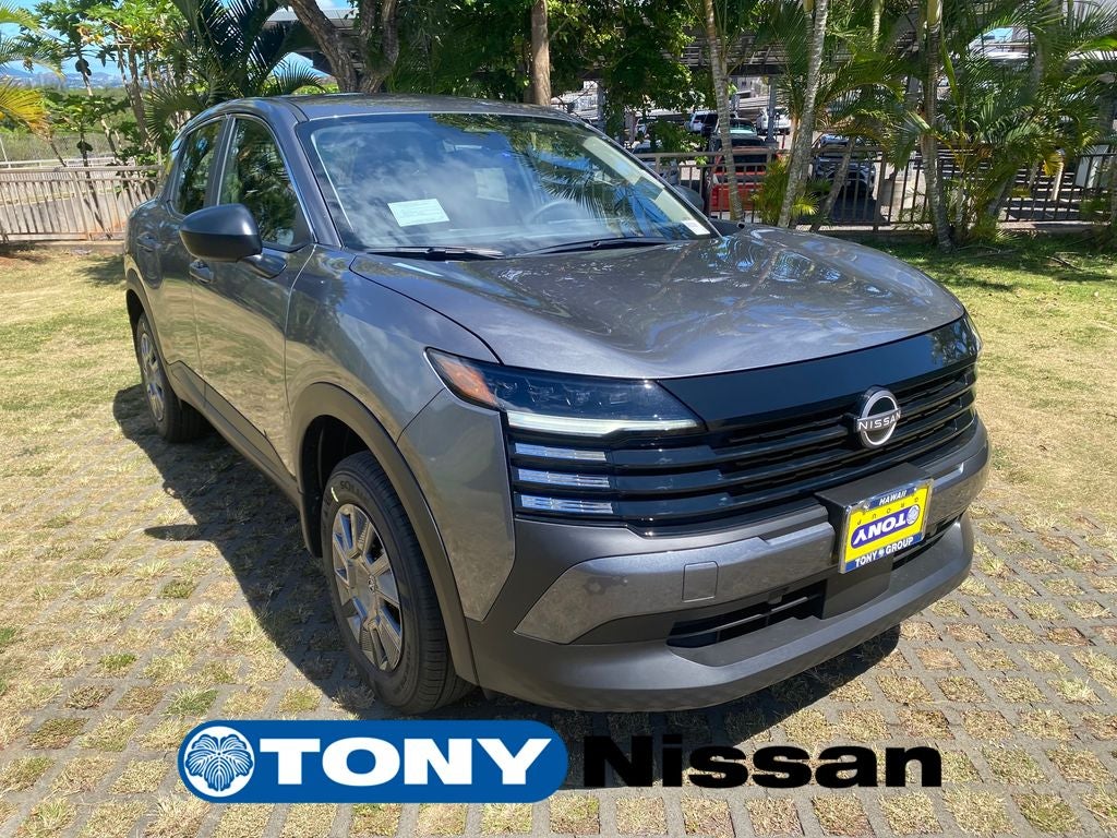 2026 Nissan Kicks S in Gun Metallic — front three-quarter view