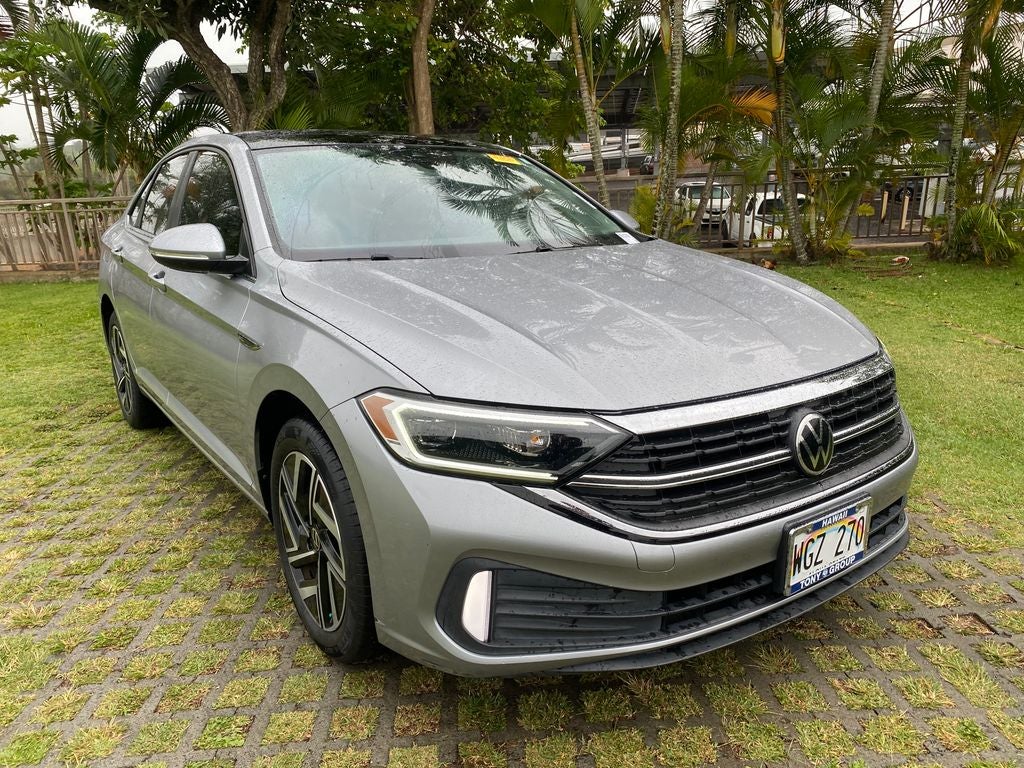 2022 Volkswagen Jetta Base in Silver — front three-quarter view